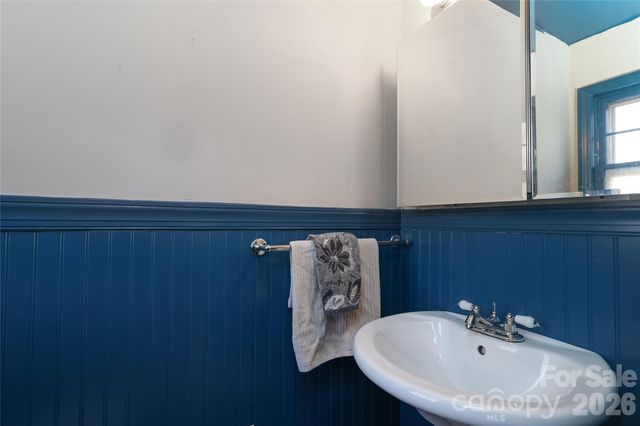 2017 Townsend Avenue, Charlotte, NC 28205