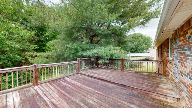 109 Phillips St, Charlotte, TN 37036