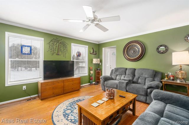 2957 Bird Road, Ortonville, MI 48462