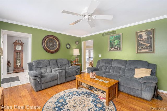 2957 Bird Road, Ortonville, MI 48462