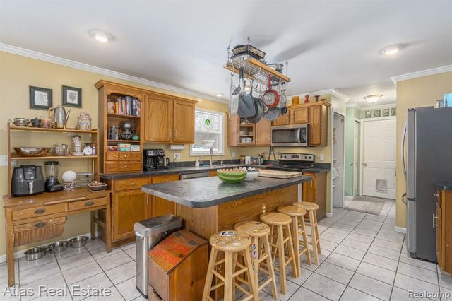 2957 Bird Road, Ortonville, MI 48462