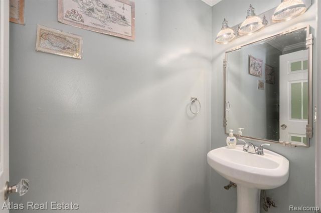 2957 Bird Road, Ortonville, MI 48462