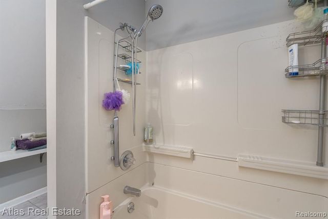 2957 Bird Road, Ortonville, MI 48462