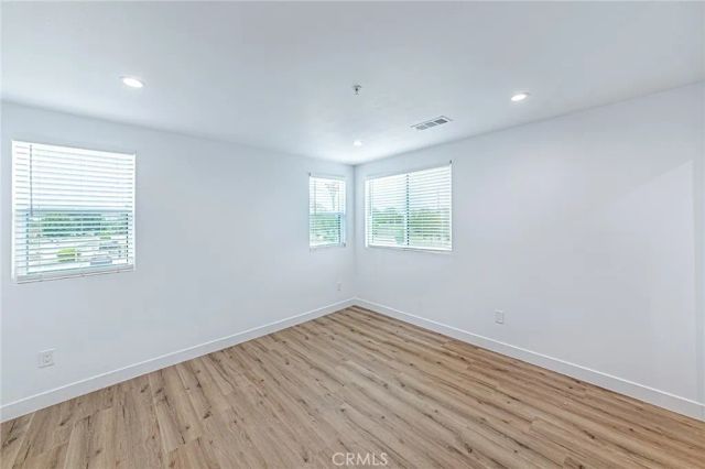 10424 Graham Avenue, Los Angeles, CA 90002