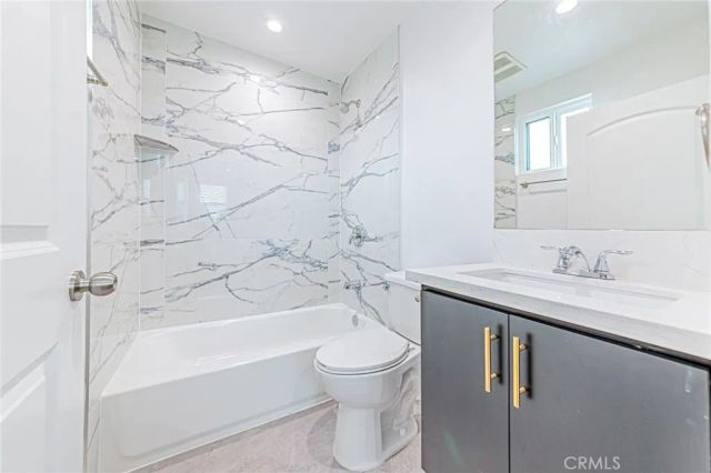 10424 Graham Avenue, Los Angeles, CA 90002