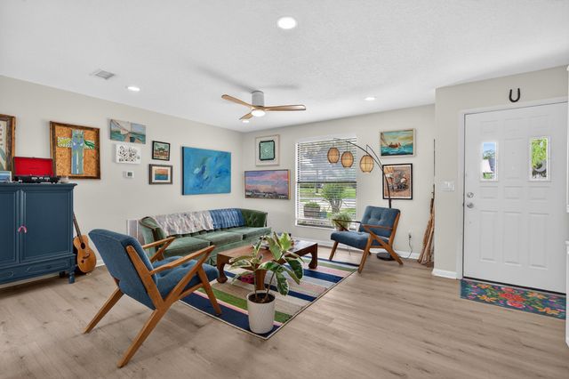 111 Pompano Rd, St Augustine, FL 32086
