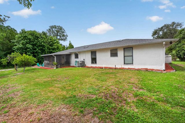 111 Pompano Rd, St Augustine, FL 32086