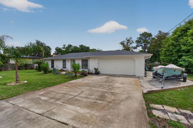 111 Pompano Rd, St Augustine, FL 32086