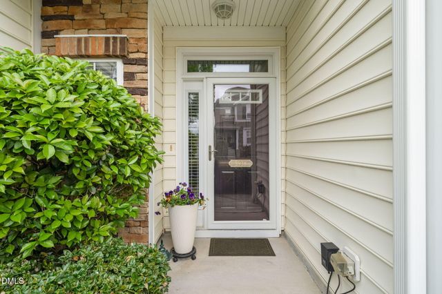 5938 Hourglass Court, Raleigh, NC 27612