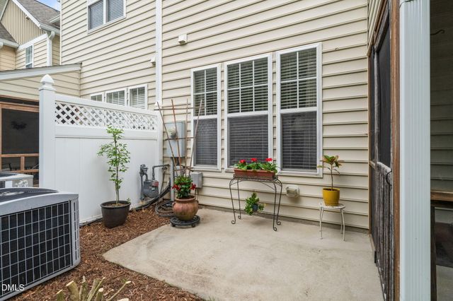 5938 Hourglass Court, Raleigh, NC 27612