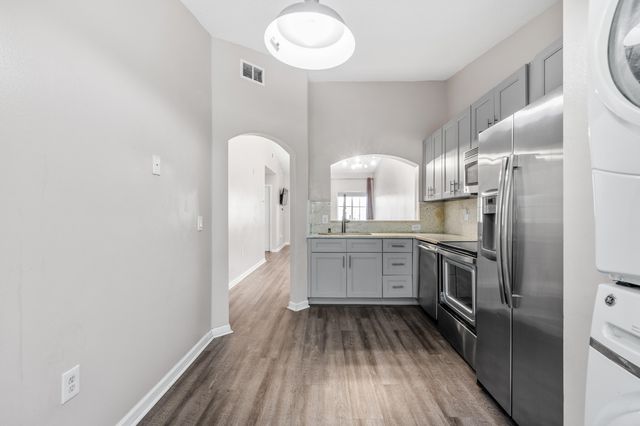 3504 Briar Bay Boulevard 203, West Palm Beach, FL 33411