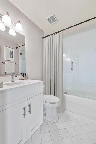 3504 Briar Bay Boulevard 203, West Palm Beach, FL 33411