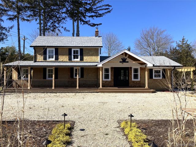 85 Lewis Road, East Quogue, NY 11942