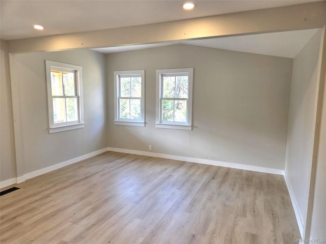 85 Lewis Road, East Quogue, NY 11942