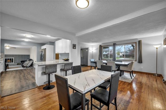 13700 Indian Creek Drive, Middleburg Heights, OH 44130