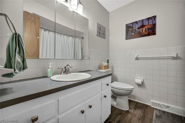 13700 Indian Creek Drive, Middleburg Heights, OH 44130