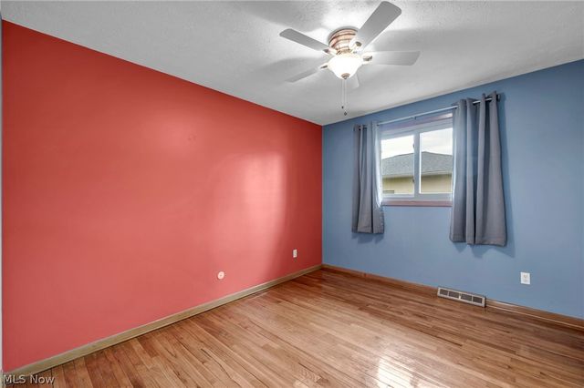 13700 Indian Creek Drive, Middleburg Heights, OH 44130