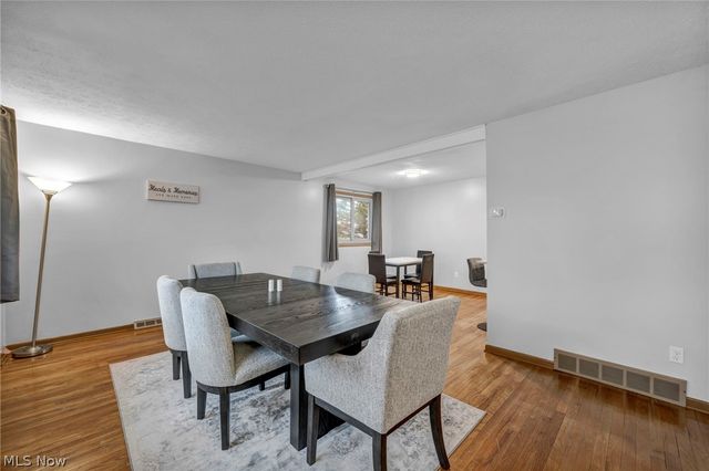 13700 Indian Creek Drive, Middleburg Heights, OH 44130
