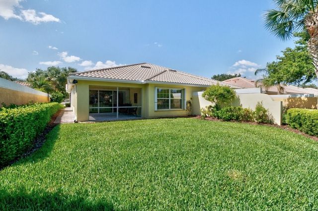 5550 Dominica Street, Vero Beach, FL 32967