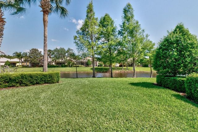 5550 Dominica Street, Vero Beach, FL 32967