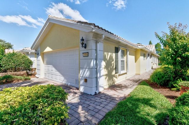 5550 Dominica Street, Vero Beach, FL 32967