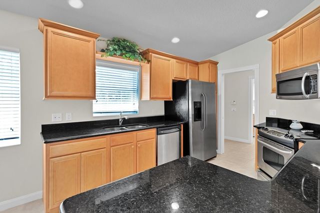 5550 Dominica Street, Vero Beach, FL 32967