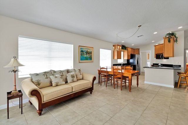 5550 Dominica Street, Vero Beach, FL 32967