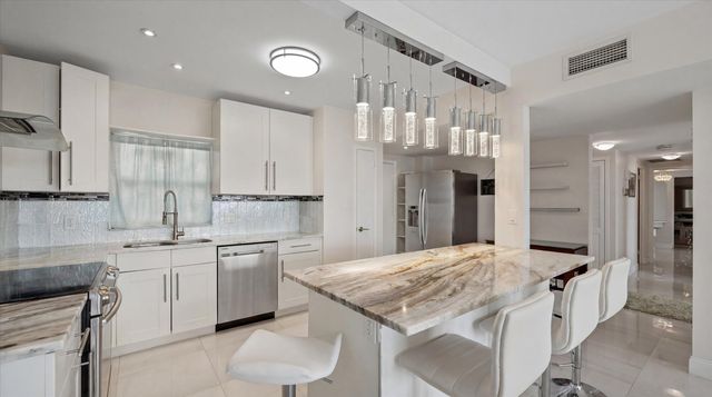 3475 S Ocean Boulevard S Unit 7050, Palm Beach, FL 33480