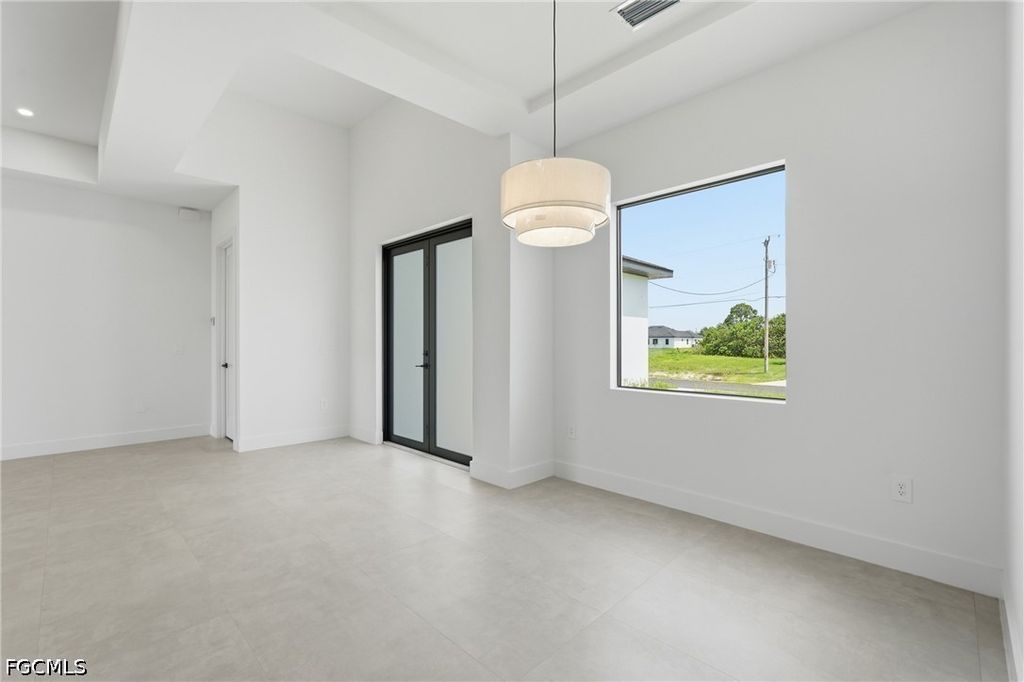 Image 27 of property listing at 219 NE 15th TER, Cape Coral, FL 33909