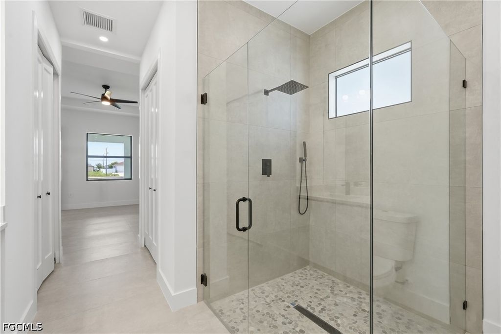 Image 35 of property listing at 219 NE 15th TER, Cape Coral, FL 33909
