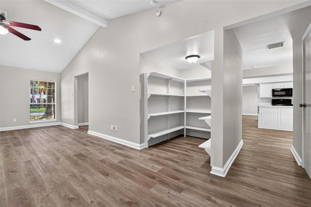 185 Maple Branch Street, The Woodlands, TX 77380
