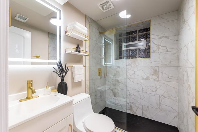 542 E 44th Street GARDEN, Chicago, IL 60653