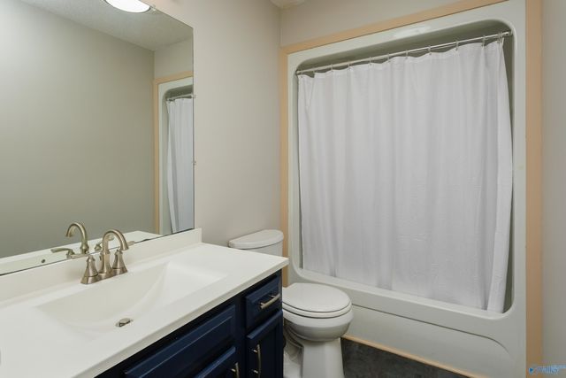 218 County Road 364, Trinity, AL 35673