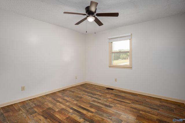 218 County Road 364, Trinity, AL 35673