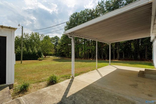 218 County Road 364, Trinity, AL 35673