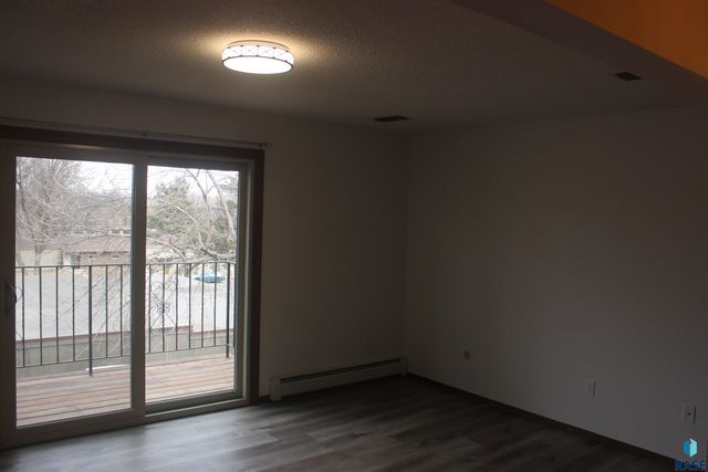 3704 S Terry Ave Avenue 302, Sioux Falls, SD 57106