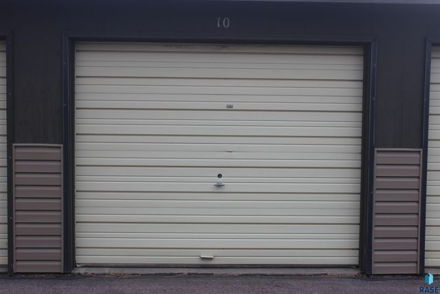 3704 S Terry Ave Avenue 302, Sioux Falls, SD 57106