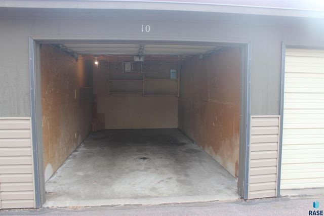 3704 S Terry Ave Avenue 302, Sioux Falls, SD 57106