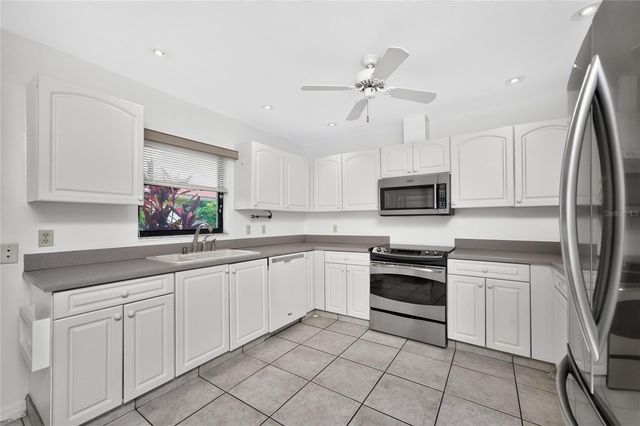 11215 SW COURTNEY DRIVE, Lake Suzy, FL 34269