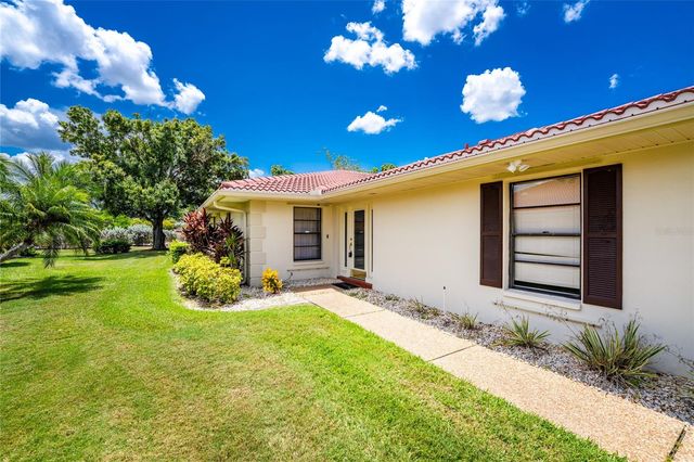11215 SW COURTNEY DRIVE, Lake Suzy, FL 34269