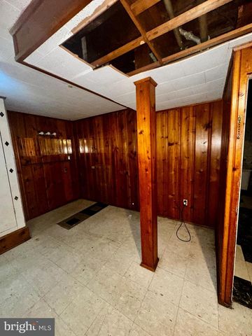 3709 COLUMBUS DR, Baltimore, MD 21215