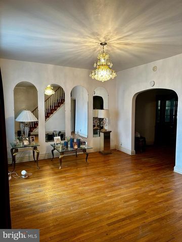 3709 COLUMBUS DR, Baltimore, MD 21215