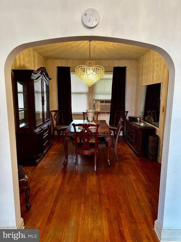 3709 COLUMBUS DR, Baltimore, MD 21215