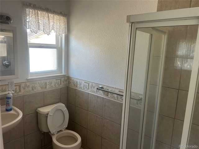 6037 Quail Ct, Arvada, CO 80004