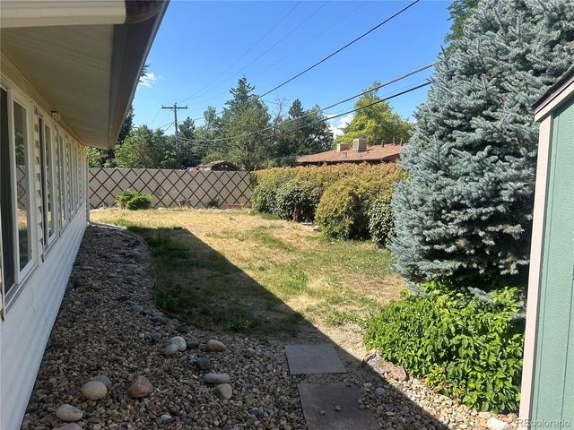 6037 Quail Ct, Arvada, CO 80004