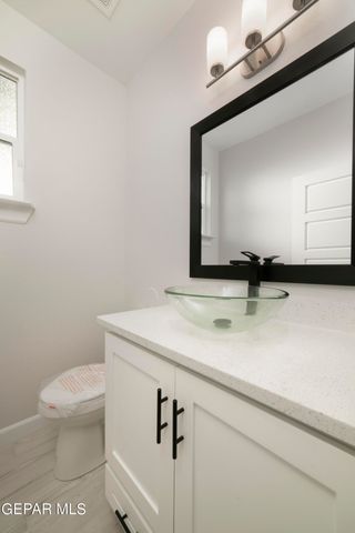 701 Paseo Del Agua Street, Horizon City, TX 79928