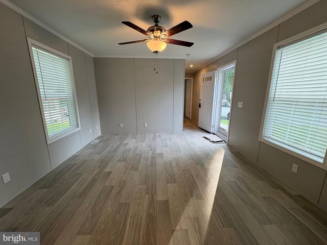 65 FOREST DR, Pennsville, NJ 08070