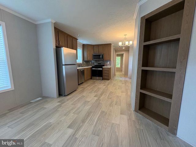 65 FOREST DR, Pennsville, NJ 08070