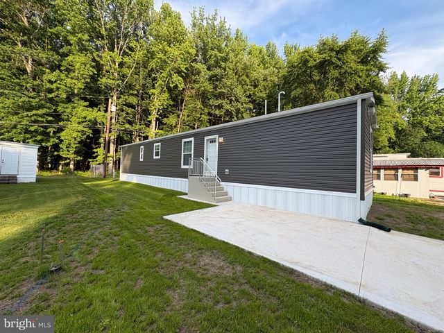 65 FOREST DR, Pennsville, NJ 08070