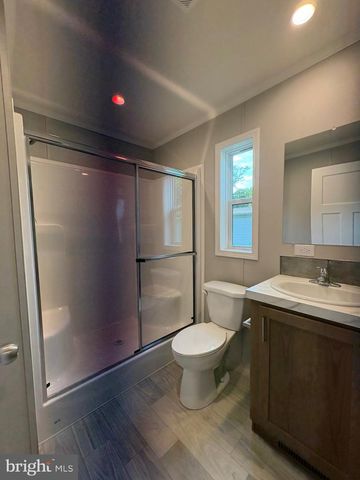 65 FOREST DR, Pennsville, NJ 08070